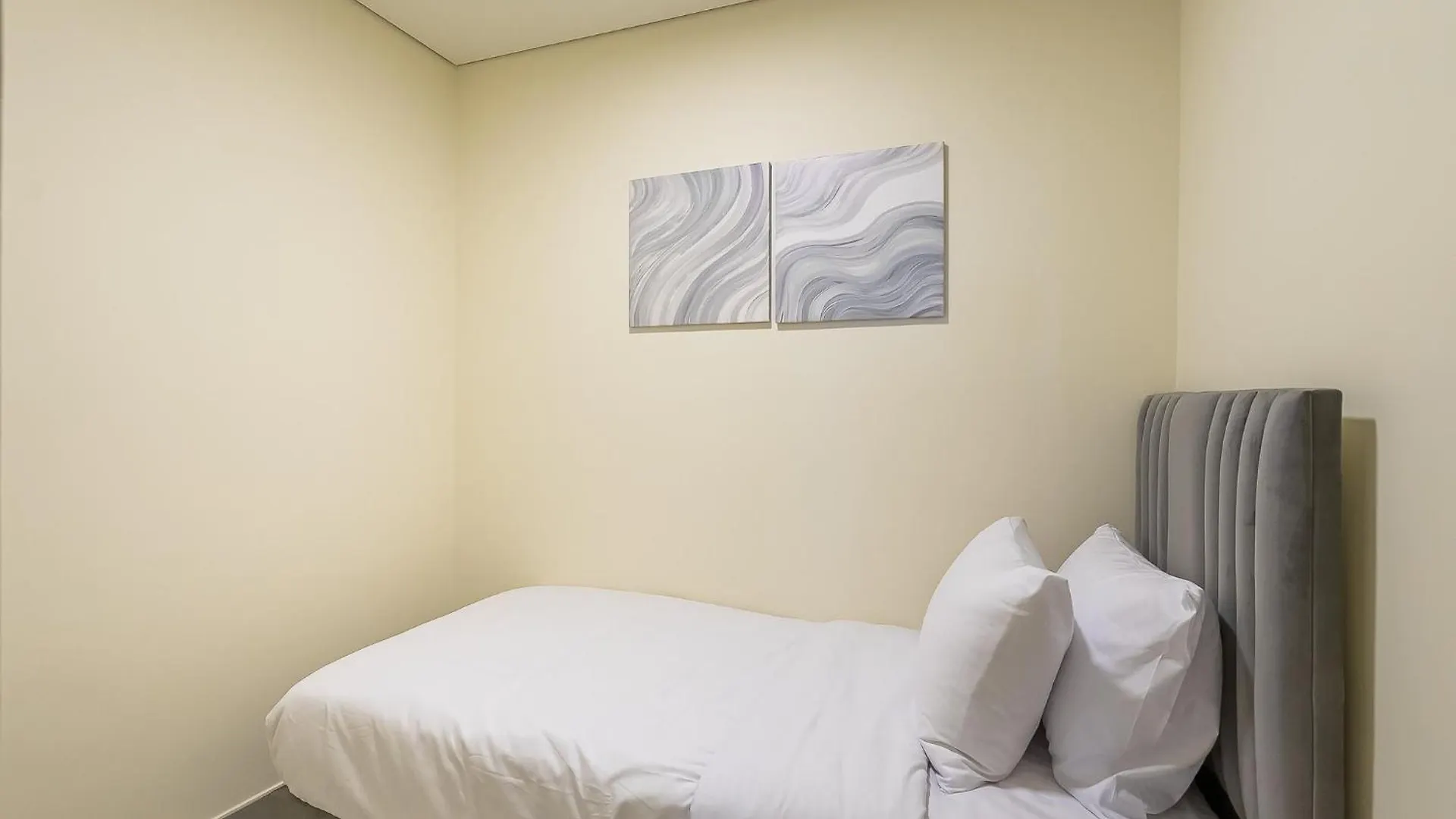 Spacious Apartment With Maid Room In Dubai Marina I Marina Arcade