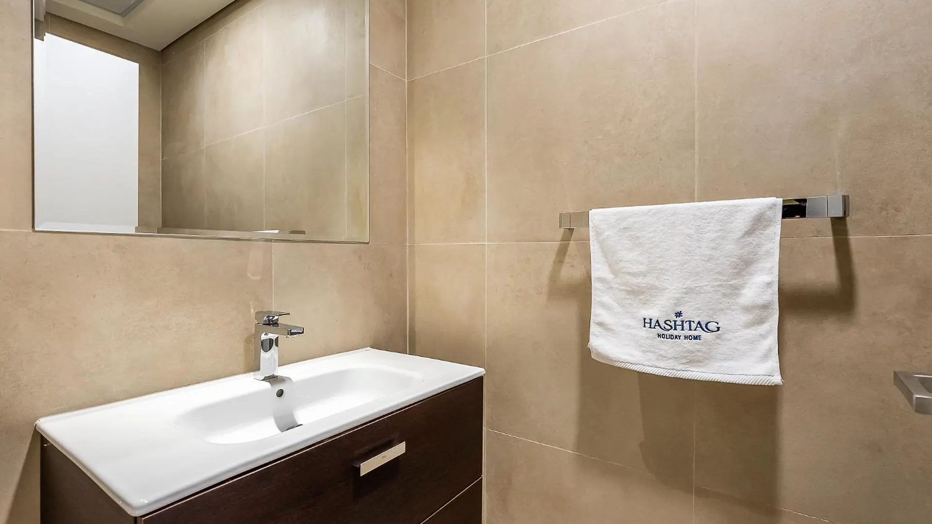 Spacious Apartment With Maid Room In Dubai Marina I Marina Arcade