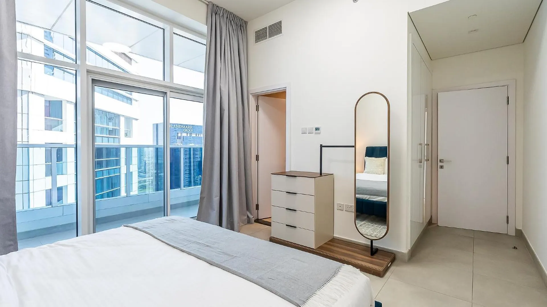 Spacious Apartment With Maid Room In Dubai Marina I Marina Arcade