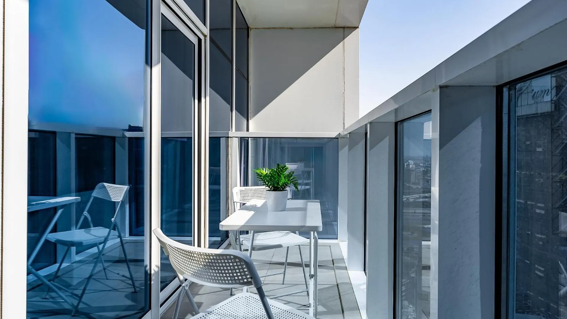 Spacious Apartment With Maid Room In Dubai Marina I Marina Arcade