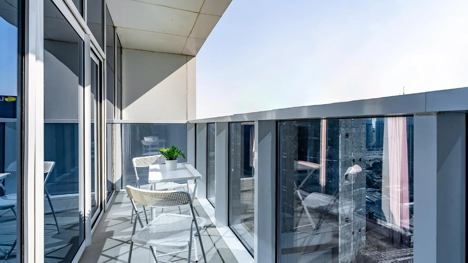 Spacious Apartment With Maid Room In Dubai Marina I Marina Arcade 0*,